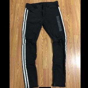 Black ripped pacsun denim